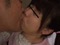 再婚した嫁の連れ子を○し続けた鬼○義父の○撮映像