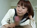 仮性包茎の皮をのばしてベロつっこんで 女子○生編01