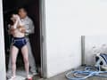 乳首こねくり失禁 三葉やよい