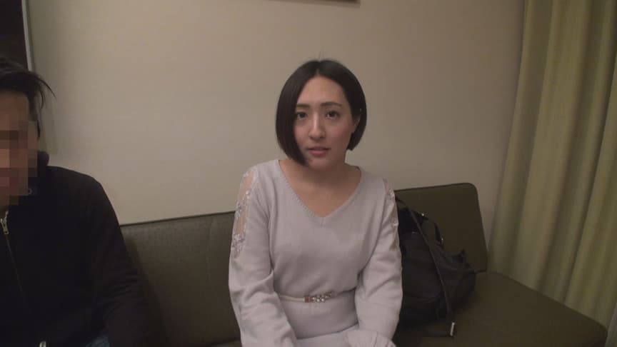 巨乳女子大生 イッても止めない猛烈ピストン