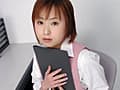 暴漢とオフィスレディー