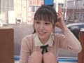 街行く素人娘が脱ぎ脱ぎあっち向いてホイ対決！りょうか