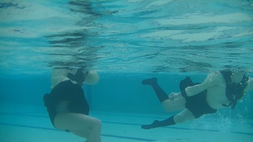 三つ巴の水球合戦