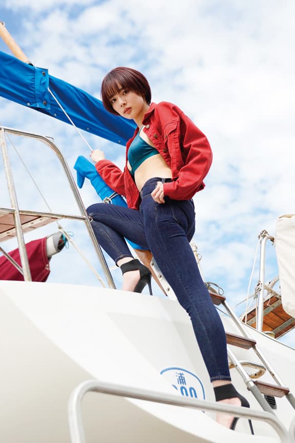 岡田紗佳『secret trip』