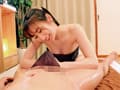 友達同士の男女が密着オイルエステぬるぬる素股体験！？