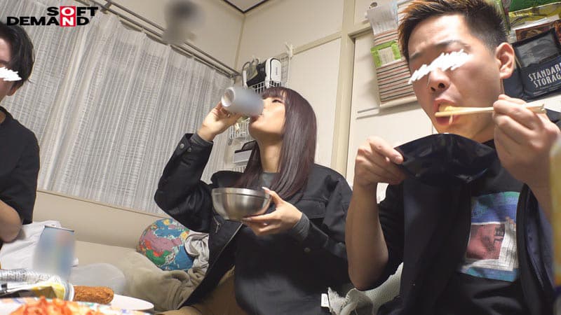 仕事が早く終わった日は、ギャルとチューハイと乱交！！