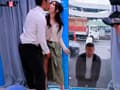 マジックミラー号 本物人妻がスカートの中で不倫SEX