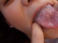 おしゃぶり大好きな可愛い男の子の変態精飲 桃瀬ふみか