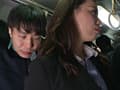 満員バスに乗り合わせた先輩OLと下半身が密着