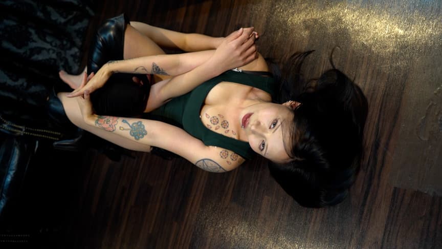 狂女医レンカの咬診 ～S的絶頂潮吹療法～