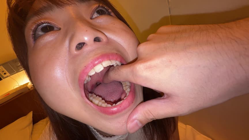 【個人撮影】赤城穂波 初喉チンコ触り＆超長舌を観察