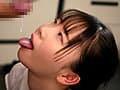 胸チラをしているのに気付かず働く同僚に手を出しちゃった俺