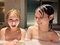 ちっぱい女子旅 プライベートでも仲良しだけど2人きりでデートして、お風呂に入って、たくさんキスしたら…好きが溢れました。 希咲那奈 由良かな