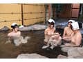 「おちんちん大きくさせてごめんね」小さいから大丈夫だろうと女湯に一緒に入った甥っ子がおっぱいだらけの状況にフル勃起！慌てた叔母さんがこっそり抜いてくれましたVOL.5 スレンダー美乳叔母さん Eカップ