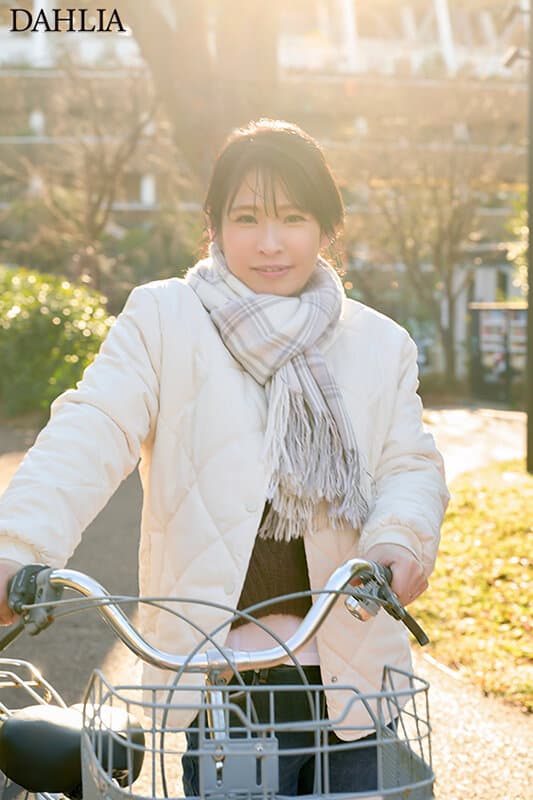 今日は私の休妻日ー。「40代のこんなおばさんでもAVに出演できますか―。」本物人妻 石田紗季 46歳AV Debut