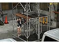 町工場。手錠の鍵は膣の中。あなたは「助けて」と言われ彼女を助けることはできますか？ 天使もえ