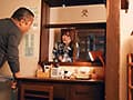 学生寮で2人きり 女子学生と中年管理人が過ごした年末年始 若い身体に衝動が抑えられず…一晩中ヤリまくった年越しイラマチオ 小松本果