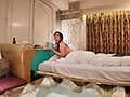 会社の飲み会で酔いつぶれた同じ部署の戸川なみさんをラブホで休ませたら酔った勢いで襲われて少し寝たら正気に戻ったけどSEXの気持ち良さが忘れられず翌朝まで何度も精飲と中出しをした
