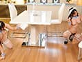 ご主人様が勃起したら即性処理巨乳汗だく全裸メイドにチ○ポ見張られ性活 五日市芽依 月野かすみ