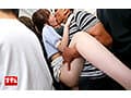 対面羞恥で何度もイカされ糸が引くほど舌を絡ませるベロキス発情娘5