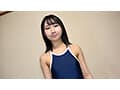 由良かな 濡れてテカってピッタリ密着 神スク水 可愛い女子のスクール水着姿をじっとりと堪能！着替え盗撮から始まり貧乳から巨乳にパイパン、ハミ毛、ジョリワキ等のフェチ接写やローションソーププレイやスク水ぶっかけ等を完全着衣で楽しむAV