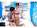 【たった1枚のミラーを挟んで味わう究極の背徳感】優しい子持ちのママにこっそりデカチンを見せつけて 素股で擦りつけて育児でレス気味の欲求不満オ○ンコに旦那の目の前でヌルっと生挿入 産後の柔らかい膣穴が気持ち良すぎて中出し不倫SEX