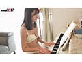 4人のこども達を育てる 優しい笑顔のシングルマザー 清水夏希 34歳 AVDEBUT