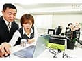 サイレント逆レ×プ 声の出せない状況で...、誰にもバレないように強●射精してくる小悪魔密着囁きお姉さん。 紗倉まな