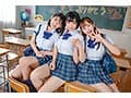 教育実習生が巨根と聞きつけ校内中どこでも求愛ハーレム4Pを仕掛ける学園一美少女トリオ