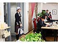 反り勃ったチ〇ポと溜まった精液を毎日笑顔で舐めとってくれる性交販売レディ本庄さんに密着 本庄鈴