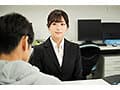 内見にきた新婚夫婦の旦那を寝取って契約成立させる不動産レディの生ハメ中出し営業 青空ひかり