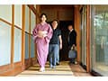 体を張ったおもてなしで経営難を立て直す温泉若女将 コンパニオンは私一人ですが晩酌でも宴会遊びでも中出し接待でも何でもご要望ください。ただしお代はきっちりいただきます… 本庄鈴