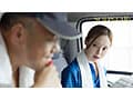 配送中NTR 既婚ベテランドライバーの配送に付いて回るうち車中でおそわれてしまった新婚人妻 小倉由菜