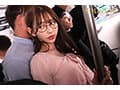 通学中に読書にふける文系女子大生が吊り革拘束立ちバックで膝ガク潮吹き お漏らししながらイク快感が忘れられず痴〇好みの女に… 一宮るい