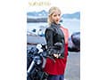 離婚したてのぼくが大型バイクにまたがるギャルライダーとツーリングで運命的に出会い 彼女が営む海沿いの民宿でたらふくご馳走になって一晩中なまハメしまくって12回射精した 夏目響