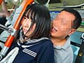 通学中の田舎J〇に強●ビッグバンローター！何度絶頂しても止まらない激震波動にガニ股痙攣失禁！失禁汁アクメバスは今日も通常運行してるけど？