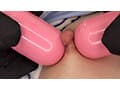 乳首いじりが日常に溶け込んだ世界でイジられていることには気づかないまま皆の前で乳首絶頂してしまう敏感オフィスレディたち