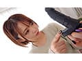 白濁愛液ベットリ！！ 素人娘が初めての黒ディルドオナニー（9）