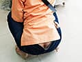 29歳人妻です。パート先のコンビニでお尻好きの大〇生に想われて身体の関係に…それから彼のいいなりになってしまいバイト中に何度もSEXしました。バックが大好きで私の方がイカされっぱなしになります。 小那海あや