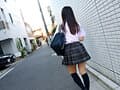 【VR】【追跡レ●プ】下校中の女子生徒の太ももを追いかけるうち戻れなくなって家に押し入り何度も犯しまくった 松井日奈子