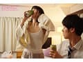 「シャワーだけなら貸してあげてもいいですよ…」終電なくなり後輩女子社員の部屋に… 無防備すぎる部屋着姿とすっぴんに興奮した僕はチラつく妻の存在が吹き飛ぶほど一晩中モウレツにハメ狂った… 倉本すみれ
