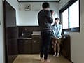 めちゃ小さすぎる女の子2人の警戒心皆無の無邪気な笑顔に欲望を堪えきれず…パイパンワレメに無理めな巨大チ●ポをねじ込んでグッタリするまでハメ続ける【非常階段でイタズラした変態男の記録】