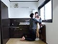 めちゃ小さすぎる女の子2人の警戒心皆無の無邪気な笑顔に欲望を堪えきれず…パイパンワレメに無理めな巨大チ●ポをねじ込んでグッタリするまでハメ続ける【非常階段でイタズラした変態男の記録】