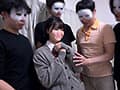 小さい女の子のワレメに中年男たちの極太をメリメリ挿入無邪気な笑顔が強張って虚無顔になった鬼ピストン6P乱交