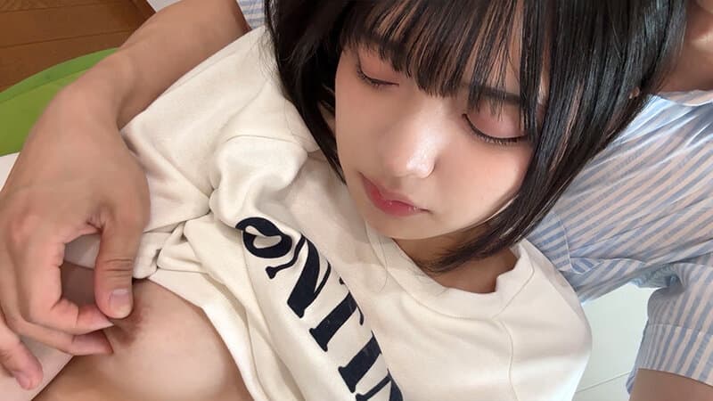 【素人ムクムクROOM】 部屋で昼からハメパコる同棲カップル！ ラブラブ・即ハメ・家中いつでもどこでも・ハメ撮り・中出し エロカワ彼女5名収録！