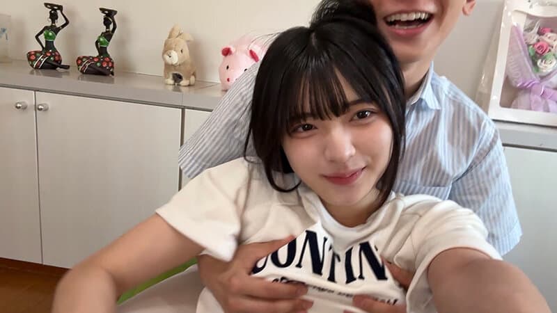 【素人ムクムクROOM】 部屋で昼からハメパコる同棲カップル！ ラブラブ・即ハメ・家中いつでもどこでも・ハメ撮り・中出し エロカワ彼女5名収録！