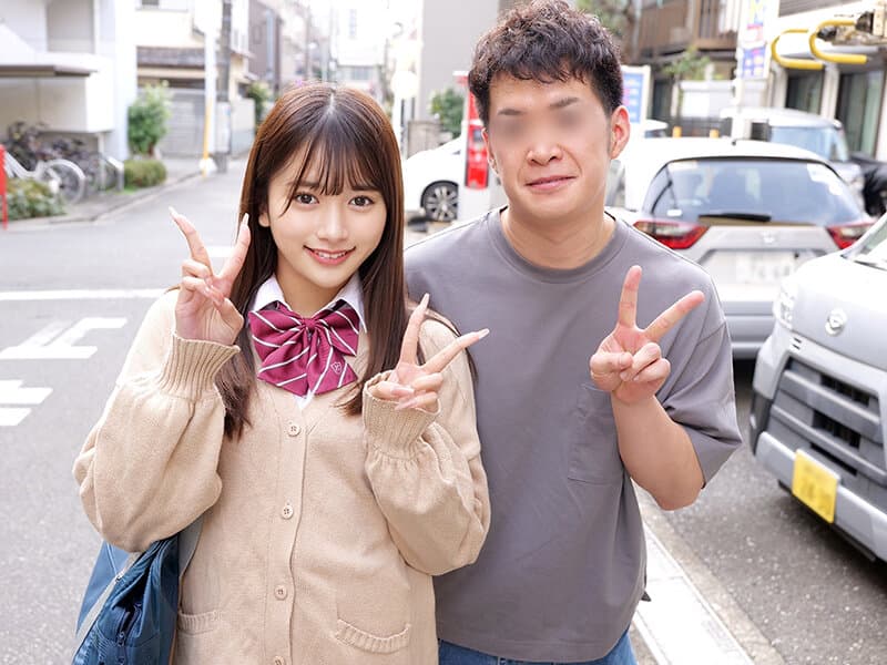 「キスぐらいイケるでしょ」「チューするの初めてなんだよ…」「えっもしかして童貞…！？」兄妹が青空の下で照れ照れ超濃密ベロキス体験ww 童貞兄のファーストキッスを奪っちゃった妹が濃厚接吻でミラクル発情// 彼氏がいるのにお兄ちゃんを生々しい接吻とともに生ハメ中…