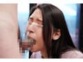 一般男女モニタリングAV×マジックミラー便コラボ企画 愛する夫の目の前で路上NTR！清楚な人妻が「お口だけでコンドーム装着」に挑戦！ノーハンドでデカチンを咥えたご無沙汰妻のオマ○コは欲しがり汁が溢れ出す！旦那の目の前で寝取って最後はゴムを外して生中出し！