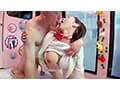 マジックミラー便 一流百貨店に勤務する清楚で品格漂う美容部員さん 初めての公開ディープキス編 vol.07 顔出し解禁！7人全員SEXスペシャル！潤んだ口唇の美容部員さんが舌を激しく絡め合わせる濃厚接吻に思わずオマ○コ本気濡れ！仕事中にもかかわらずキスまみれのデカチ…