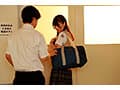 貼れば誰でもいいなり！ハーレム洗脳シールでクラスの一軍女子を完全支配してハメ比べ！